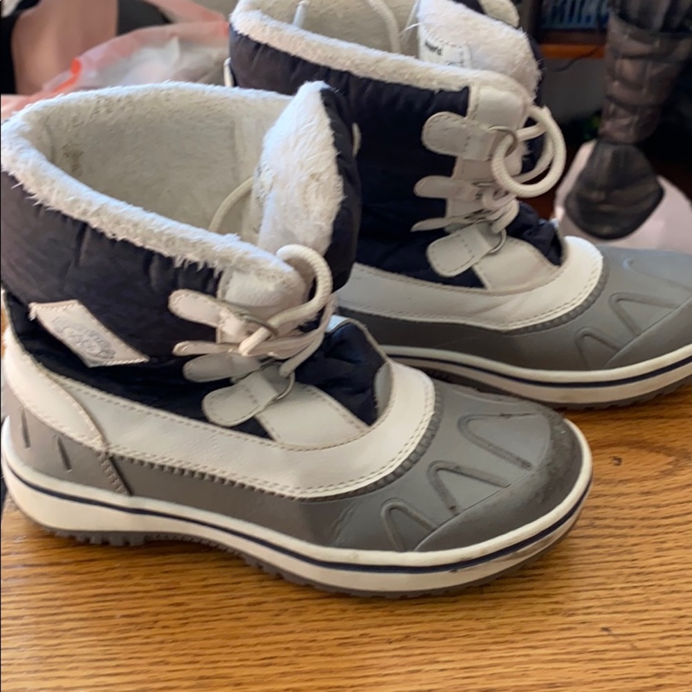 Boys snow boots